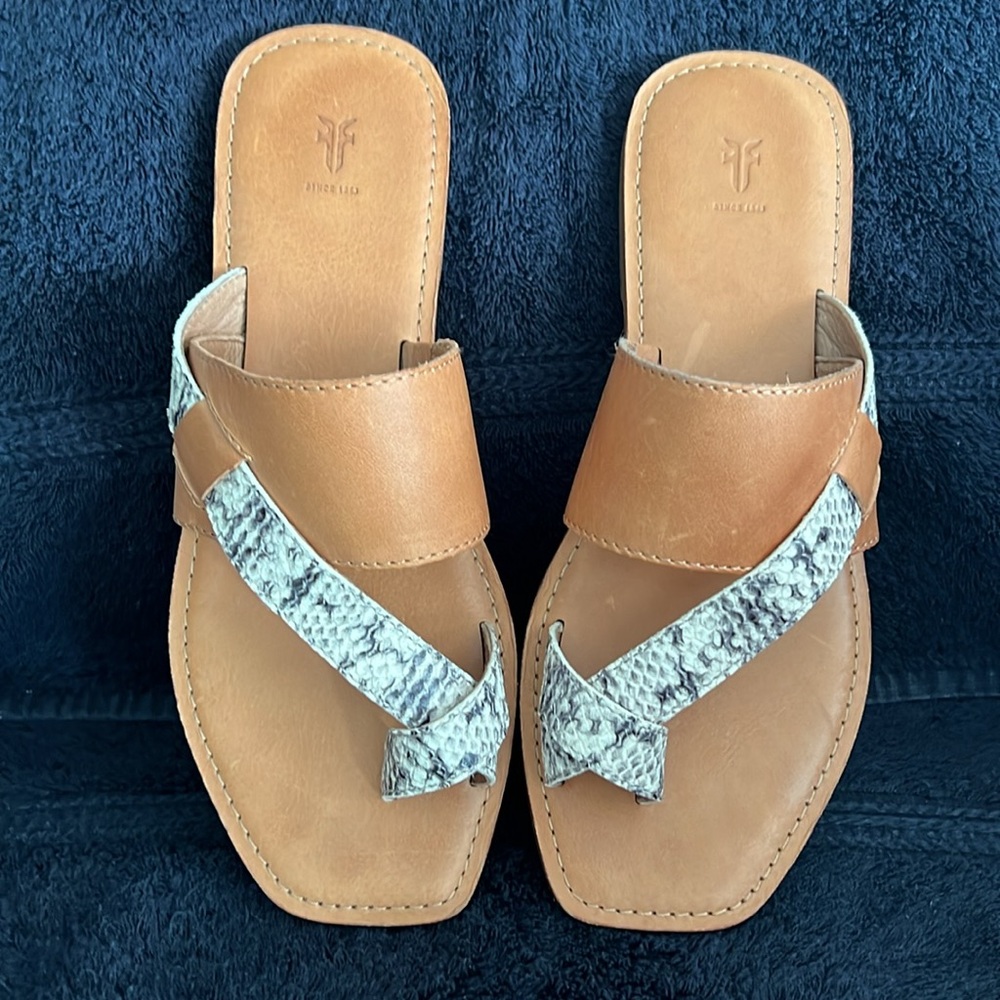 FRYE Sandals EXCELLENT
